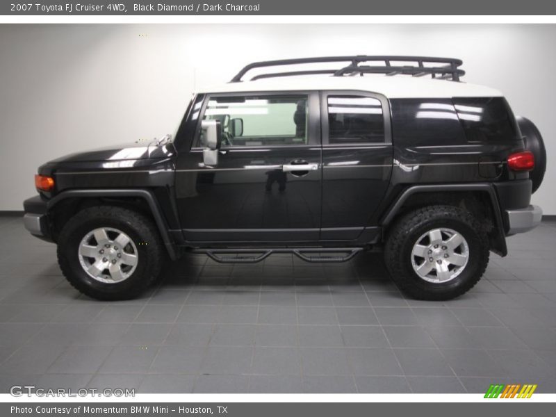 Black Diamond / Dark Charcoal 2007 Toyota FJ Cruiser 4WD
