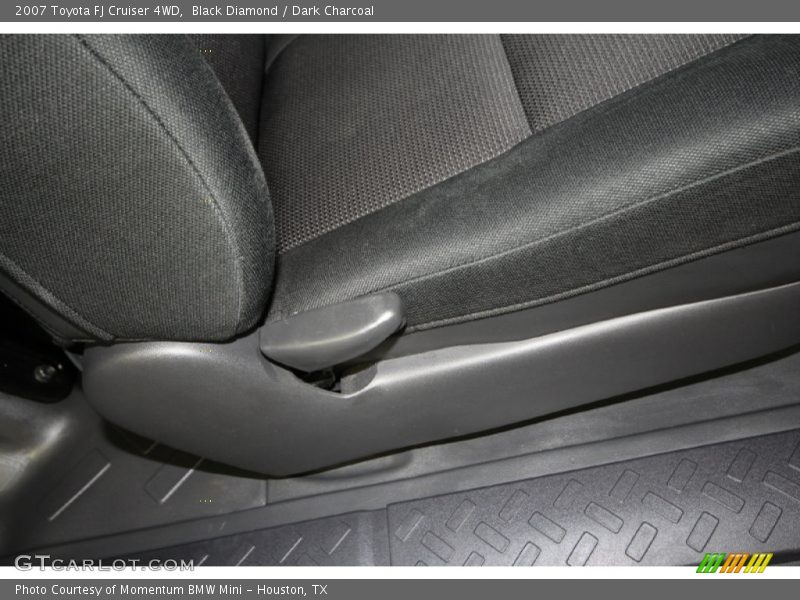 Black Diamond / Dark Charcoal 2007 Toyota FJ Cruiser 4WD