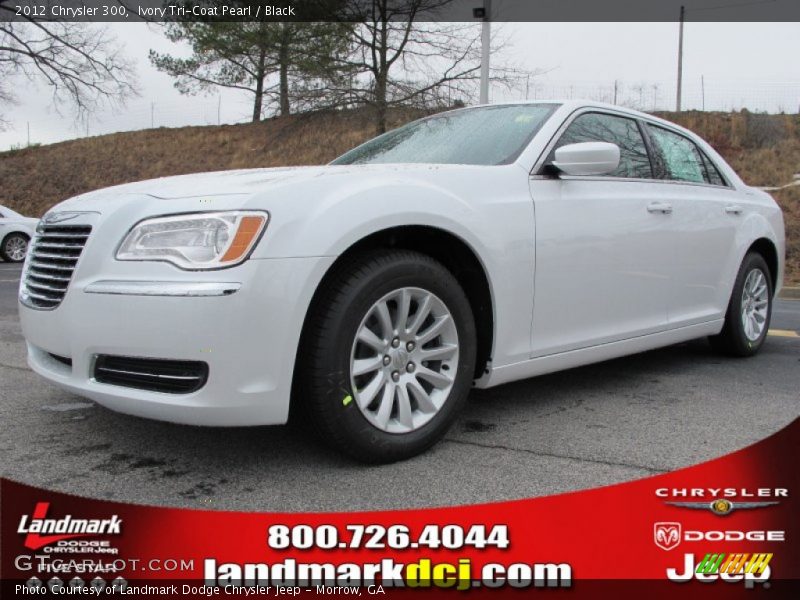 Ivory Tri-Coat Pearl / Black 2012 Chrysler 300