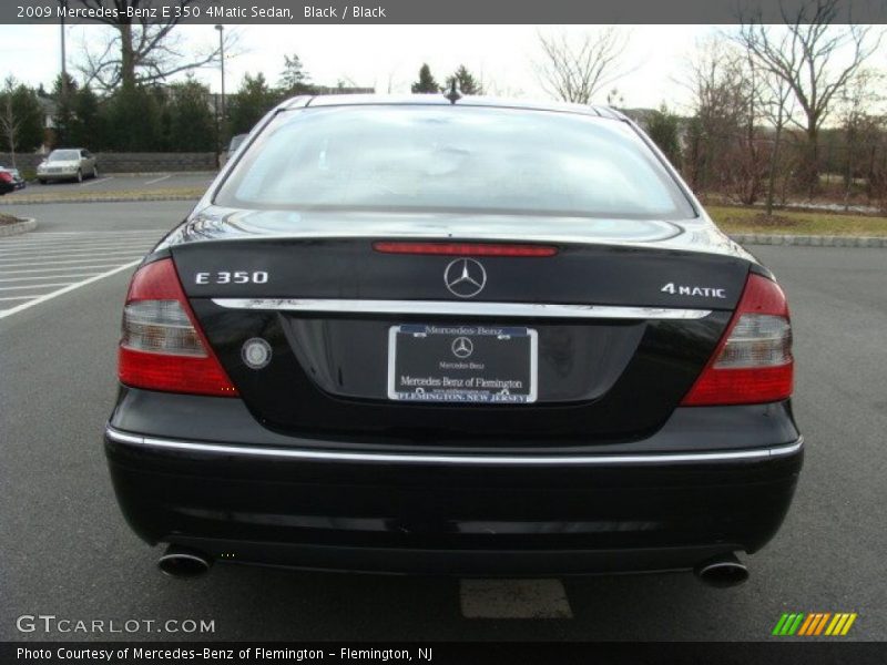 Black / Black 2009 Mercedes-Benz E 350 4Matic Sedan