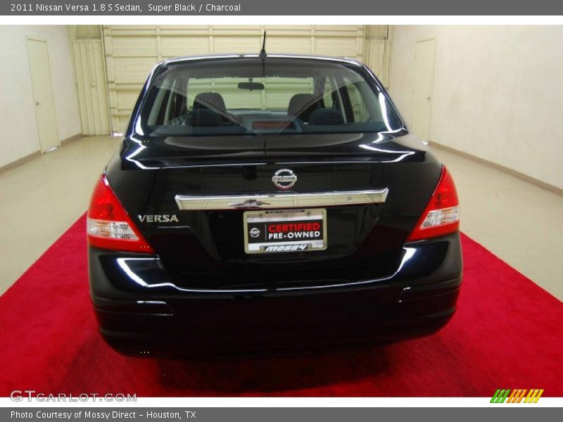 Super Black / Charcoal 2011 Nissan Versa 1.8 S Sedan