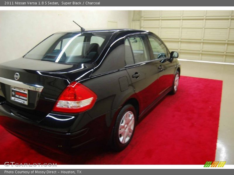 Super Black / Charcoal 2011 Nissan Versa 1.8 S Sedan