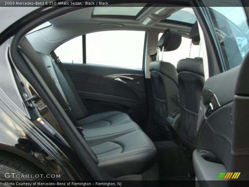 Black / Black 2009 Mercedes-Benz E 350 4Matic Sedan
