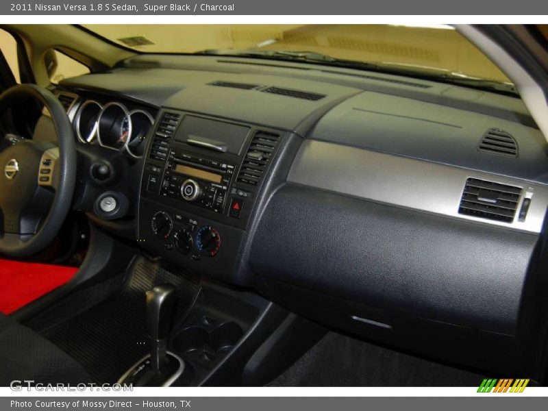 Super Black / Charcoal 2011 Nissan Versa 1.8 S Sedan