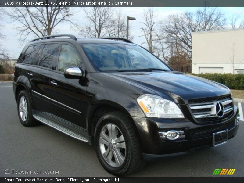 Front 3/4 View of 2009 GL 450 4Matic
