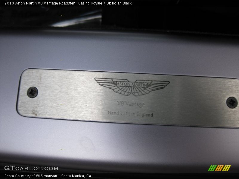 Casino Royale / Obsidian Black 2010 Aston Martin V8 Vantage Roadster
