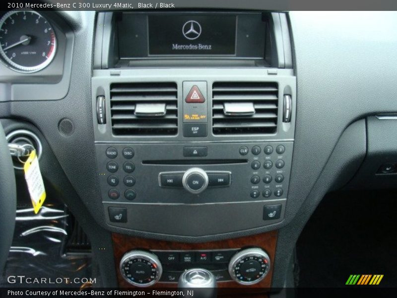 Black / Black 2010 Mercedes-Benz C 300 Luxury 4Matic