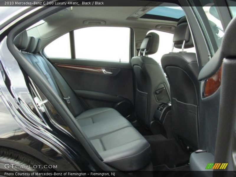 Black / Black 2010 Mercedes-Benz C 300 Luxury 4Matic