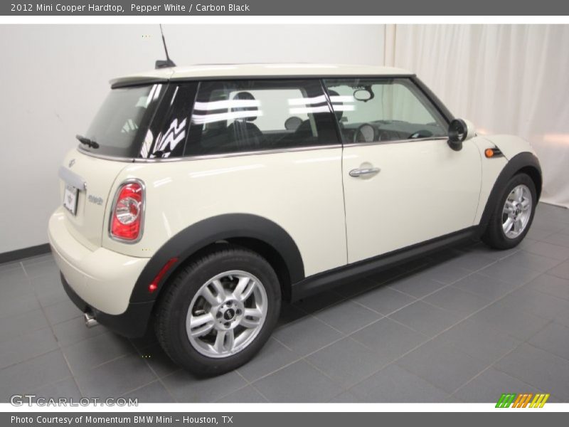 Pepper White / Carbon Black 2012 Mini Cooper Hardtop
