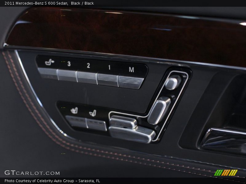 Controls of 2011 S 600 Sedan