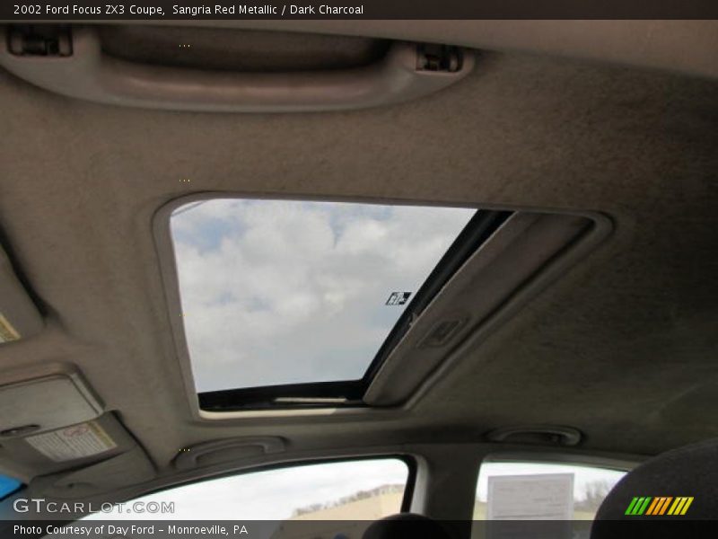 Sangria Red Metallic / Dark Charcoal 2002 Ford Focus ZX3 Coupe