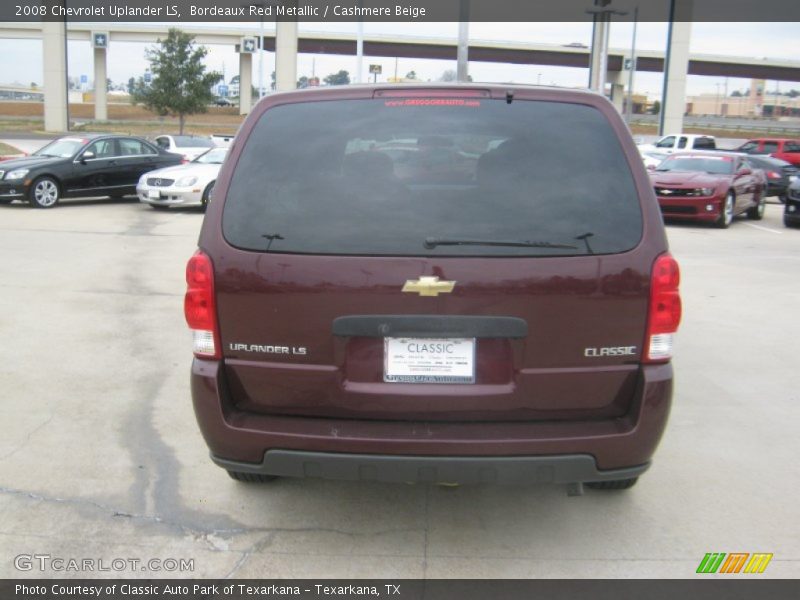Bordeaux Red Metallic / Cashmere Beige 2008 Chevrolet Uplander LS