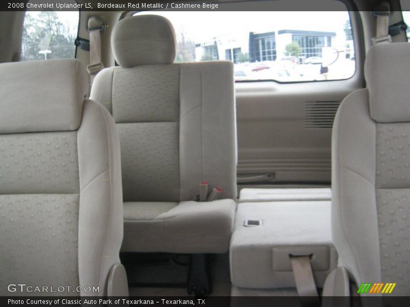 Bordeaux Red Metallic / Cashmere Beige 2008 Chevrolet Uplander LS