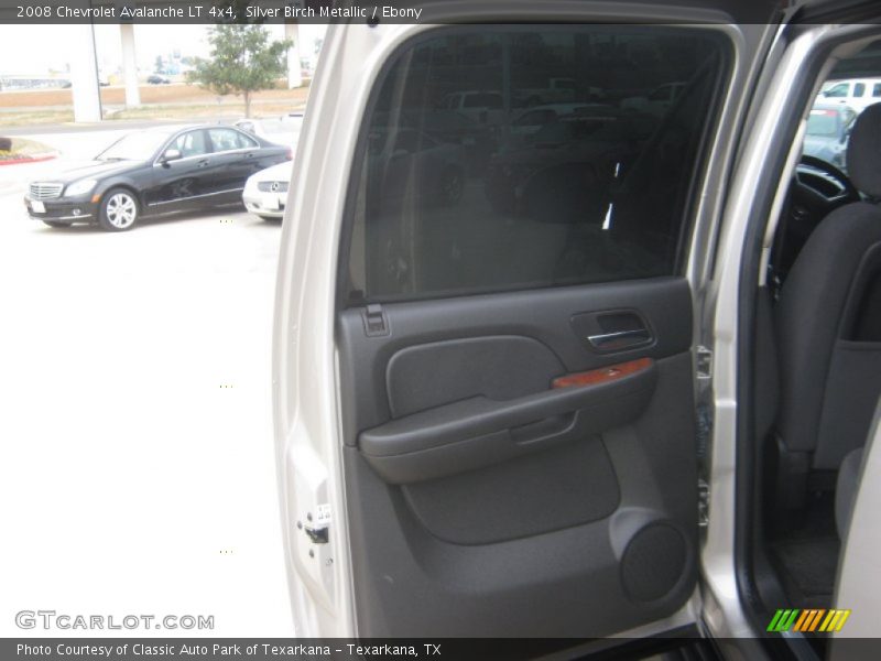 Silver Birch Metallic / Ebony 2008 Chevrolet Avalanche LT 4x4