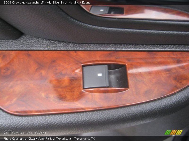 Silver Birch Metallic / Ebony 2008 Chevrolet Avalanche LT 4x4