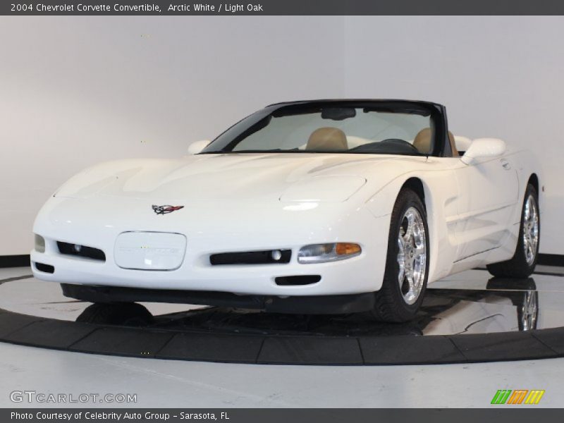 Arctic White / Light Oak 2004 Chevrolet Corvette Convertible