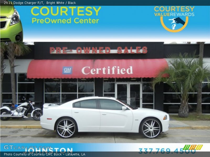 Bright White / Black 2011 Dodge Charger R/T
