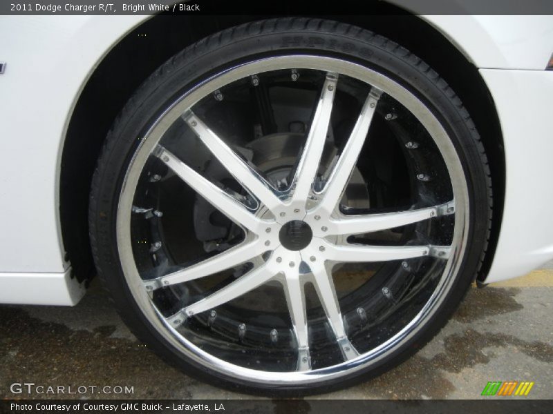 Bright White / Black 2011 Dodge Charger R/T