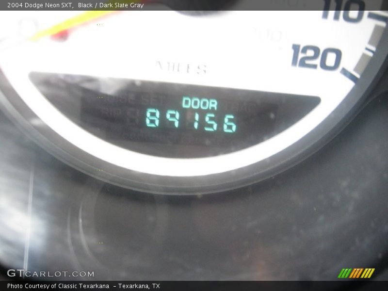 Black / Dark Slate Gray 2004 Dodge Neon SXT
