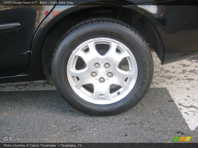 Black / Dark Slate Gray 2004 Dodge Neon SXT