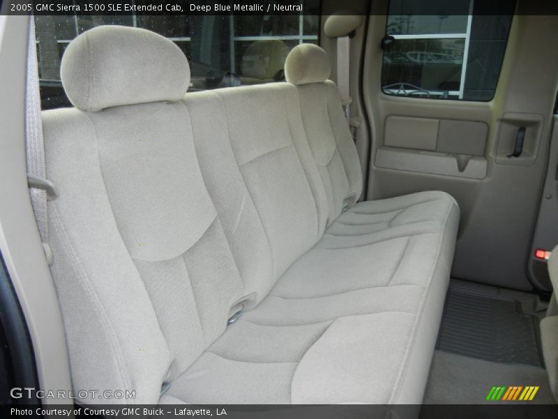 Deep Blue Metallic / Neutral 2005 GMC Sierra 1500 SLE Extended Cab