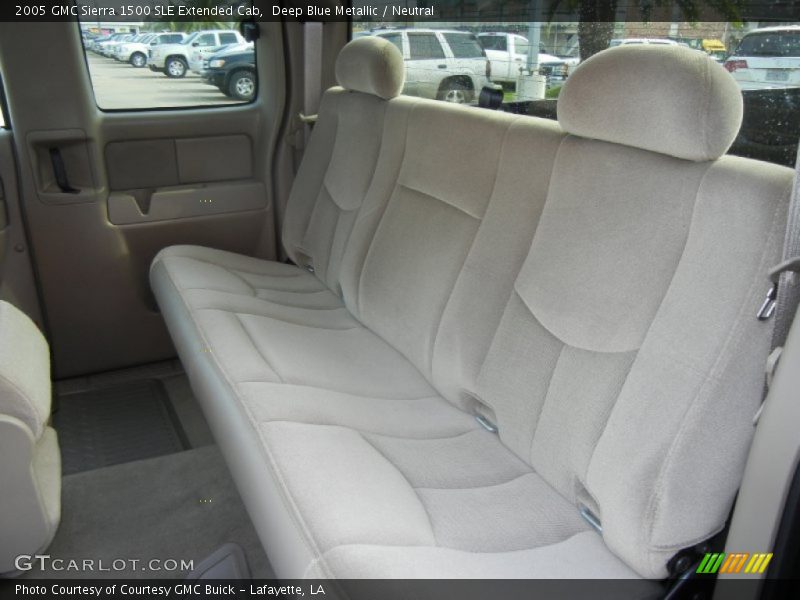 Rear Seat of 2005 Sierra 1500 SLE Extended Cab