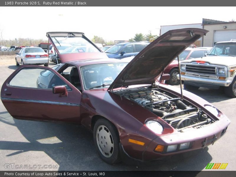 Ruby Red Metallic / Black 1983 Porsche 928 S