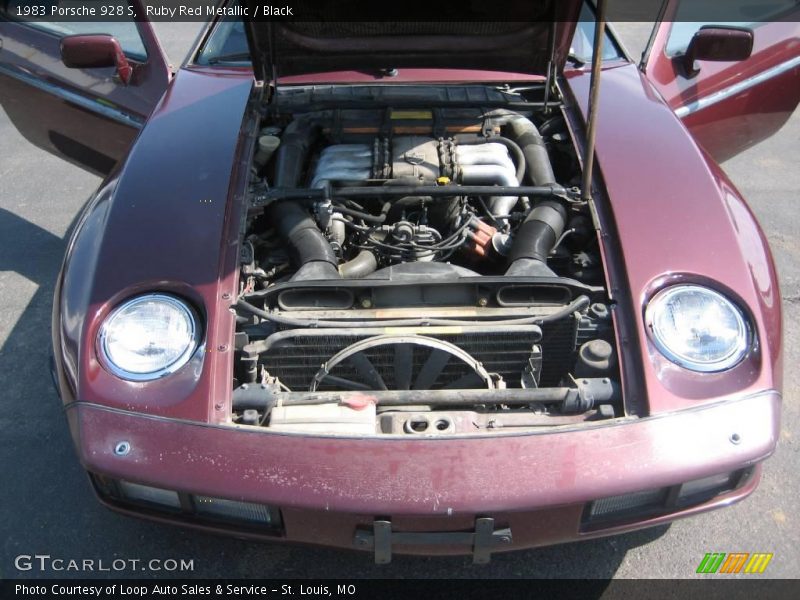 Ruby Red Metallic / Black 1983 Porsche 928 S