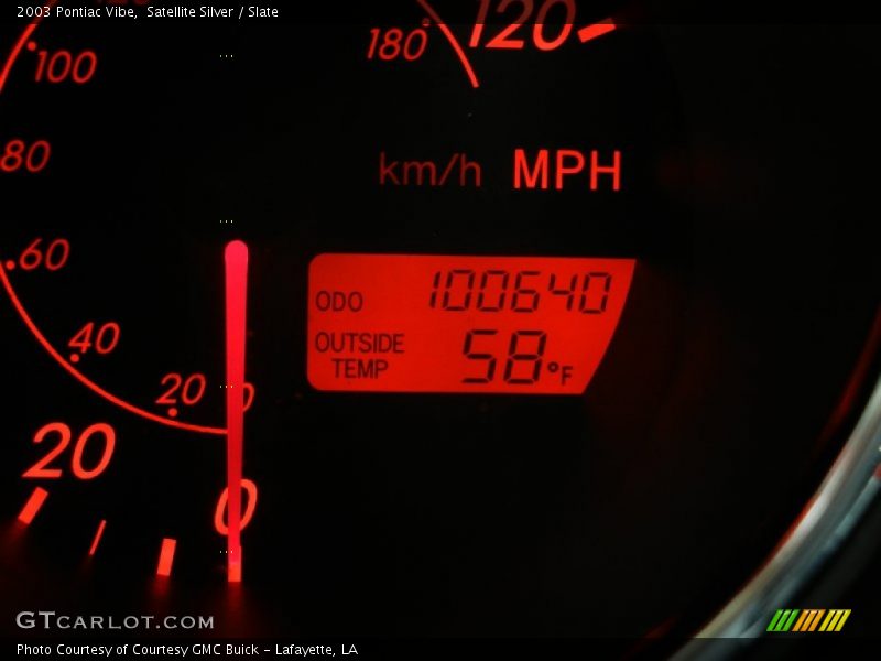 Satellite Silver / Slate 2003 Pontiac Vibe