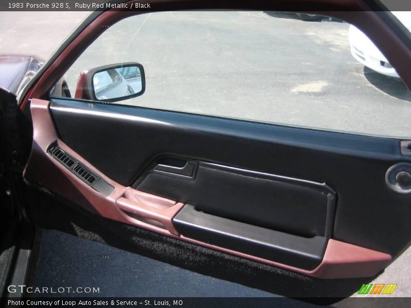 Ruby Red Metallic / Black 1983 Porsche 928 S