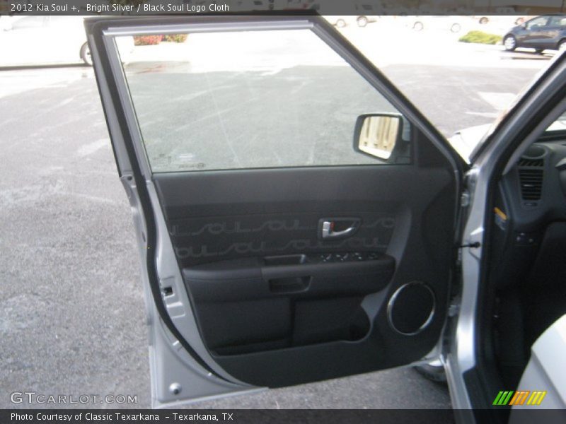 Bright Silver / Black Soul Logo Cloth 2012 Kia Soul +