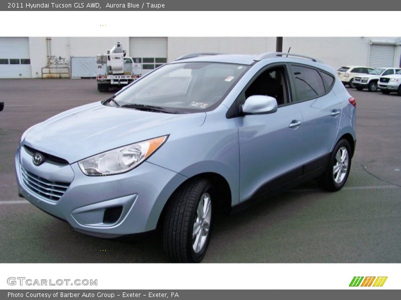 Front 3/4 View of 2011 Tucson GLS AWD