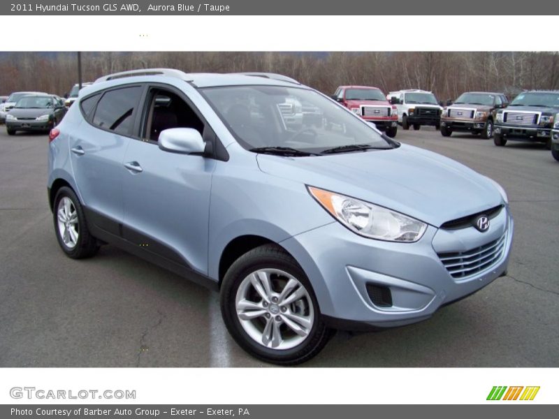 Front 3/4 View of 2011 Tucson GLS AWD