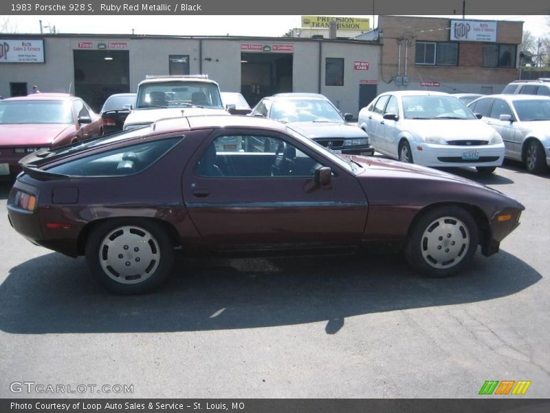 Ruby Red Metallic / Black 1983 Porsche 928 S