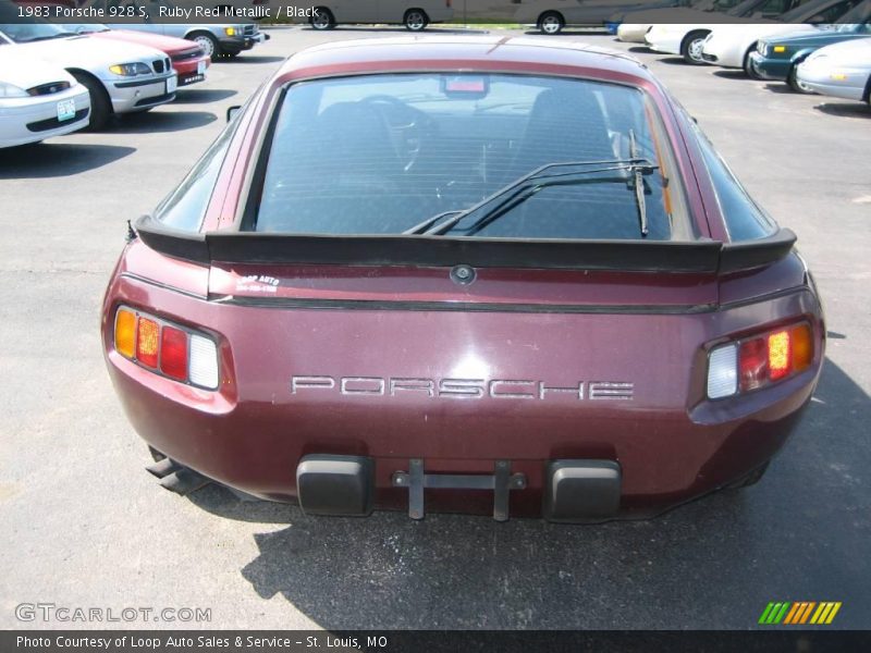 Ruby Red Metallic / Black 1983 Porsche 928 S