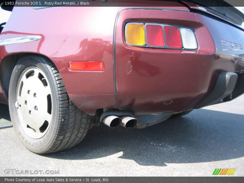 Ruby Red Metallic / Black 1983 Porsche 928 S