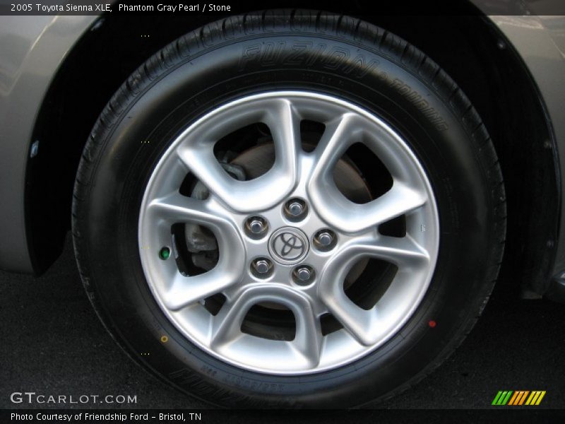 Phantom Gray Pearl / Stone 2005 Toyota Sienna XLE