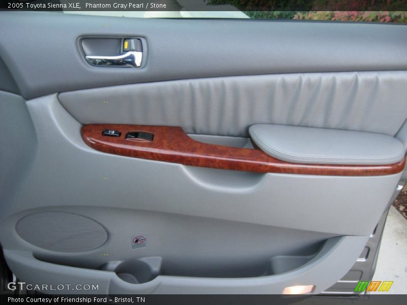 Phantom Gray Pearl / Stone 2005 Toyota Sienna XLE