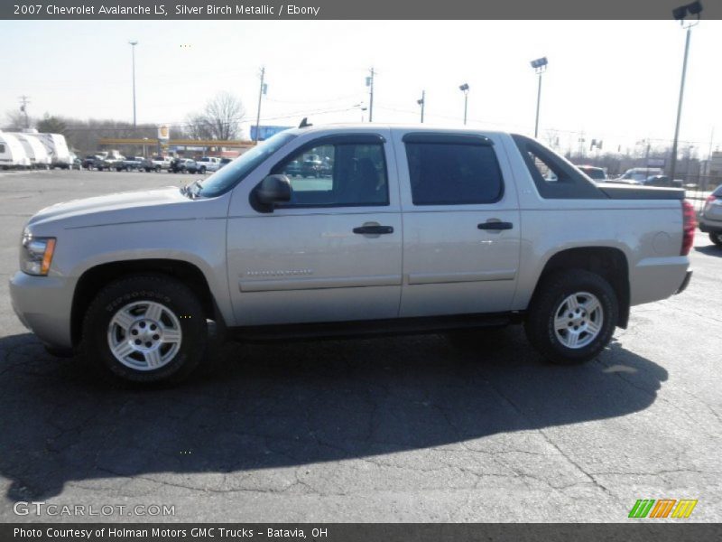 Silver Birch Metallic / Ebony 2007 Chevrolet Avalanche LS