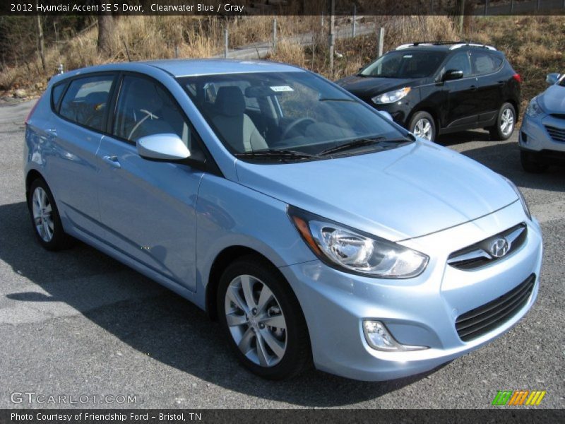 Clearwater Blue / Gray 2012 Hyundai Accent SE 5 Door