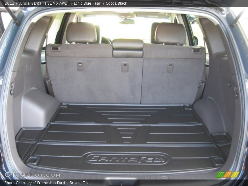 2012 Santa Fe SE V6 AWD Trunk
