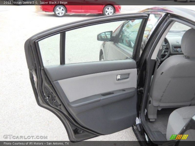 Super Black / Beige 2012 Nissan Sentra 2.0