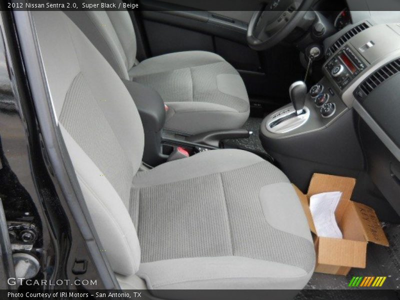 Super Black / Beige 2012 Nissan Sentra 2.0