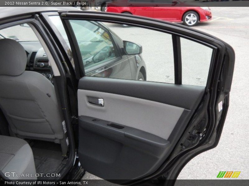Super Black / Beige 2012 Nissan Sentra 2.0