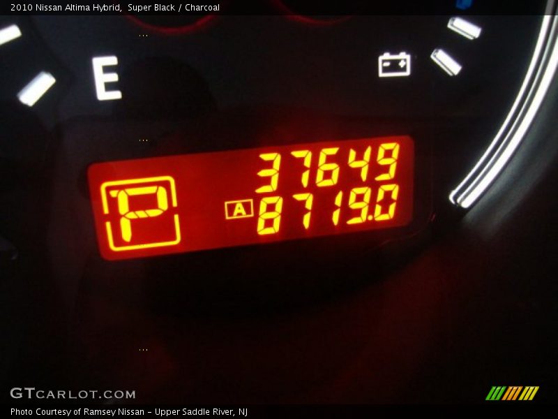 Super Black / Charcoal 2010 Nissan Altima Hybrid