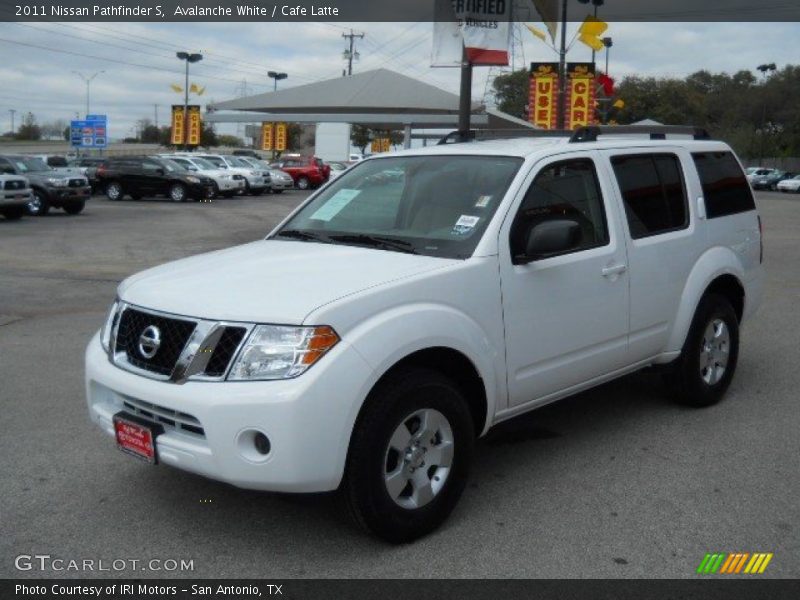 Avalanche White / Cafe Latte 2011 Nissan Pathfinder S