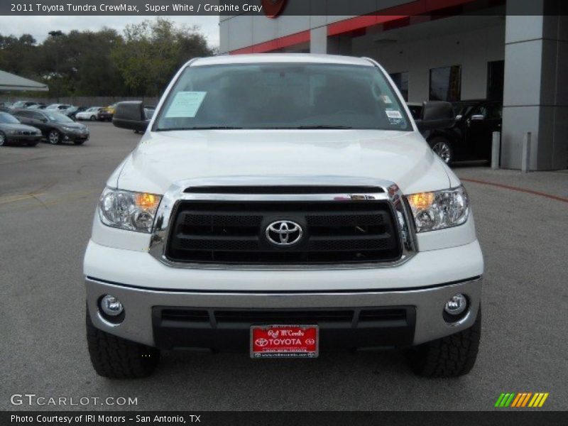 Super White / Graphite Gray 2011 Toyota Tundra CrewMax