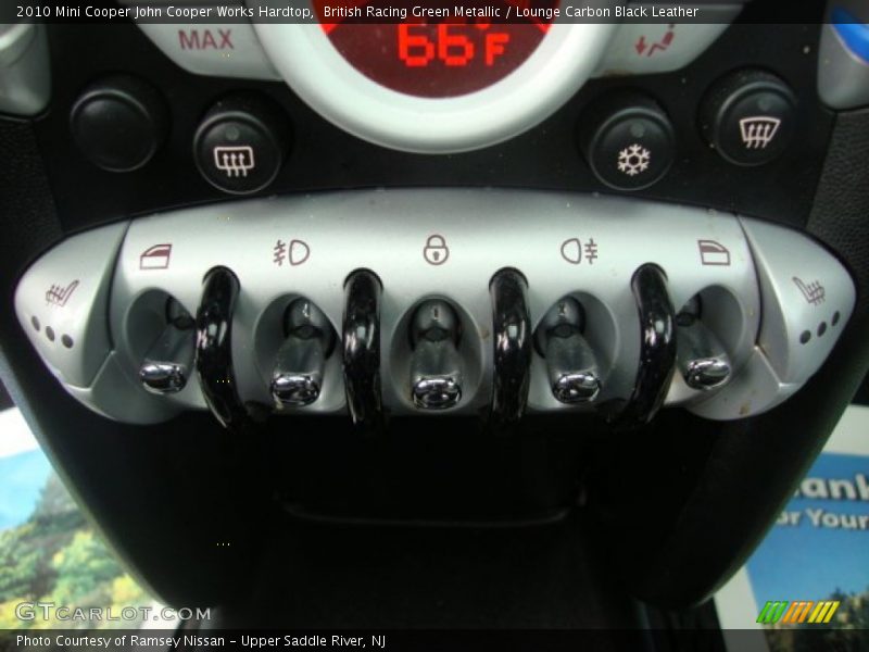Controls of 2010 Cooper John Cooper Works Hardtop