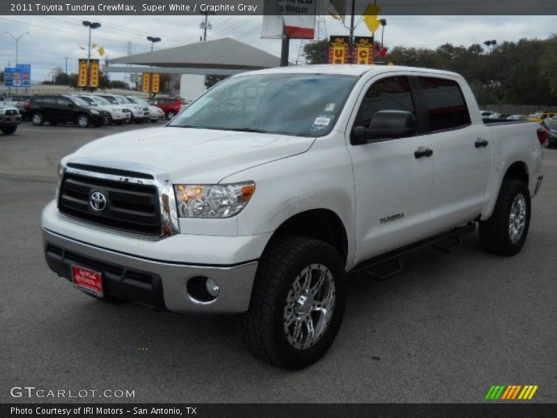 Super White / Graphite Gray 2011 Toyota Tundra CrewMax