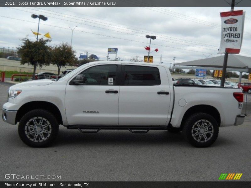 Super White / Graphite Gray 2011 Toyota Tundra CrewMax